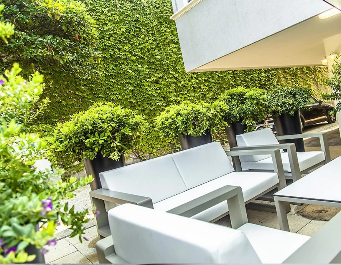 Hotel New Castle Cesenatico 3*,  Italy