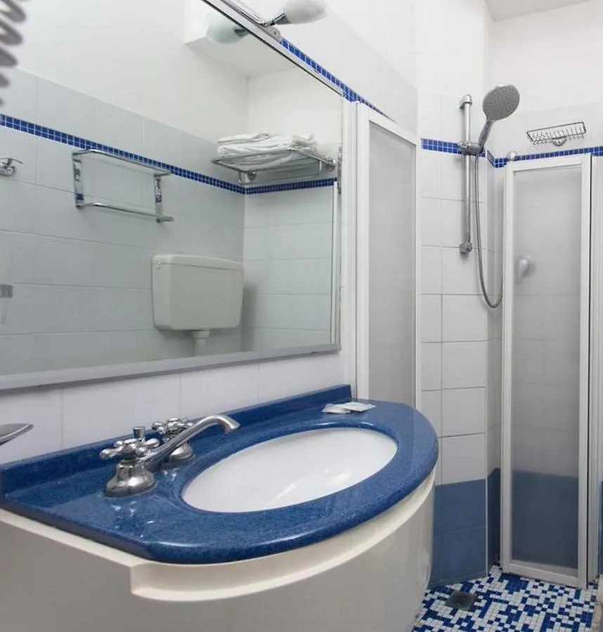 Hotel New Castle Cesenatico 3*,